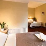 Hotell Holiday 2*