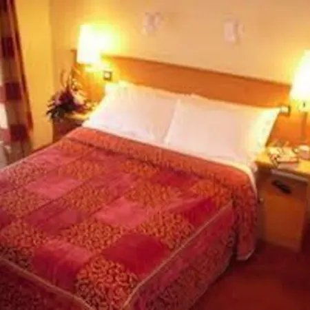 Holiday Ξενοδοχείο Γκάλγουεϊ