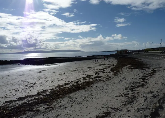 Holiday גלוואיי